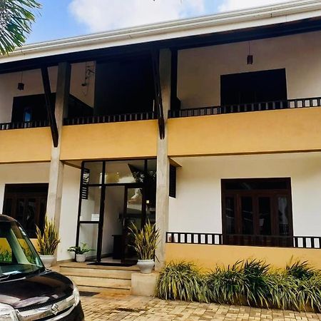 Sunrise Palace Negombo Exterior foto